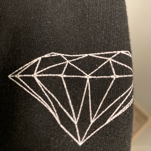 Diamond Crewneck Sweater - Picture 3 of 3